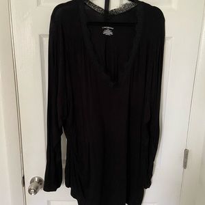 Lane Bryant 26/28 black LS top w/eyelash lace 🖤